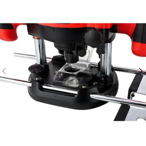 E Frezarka górnowrzecionowa 2100 W